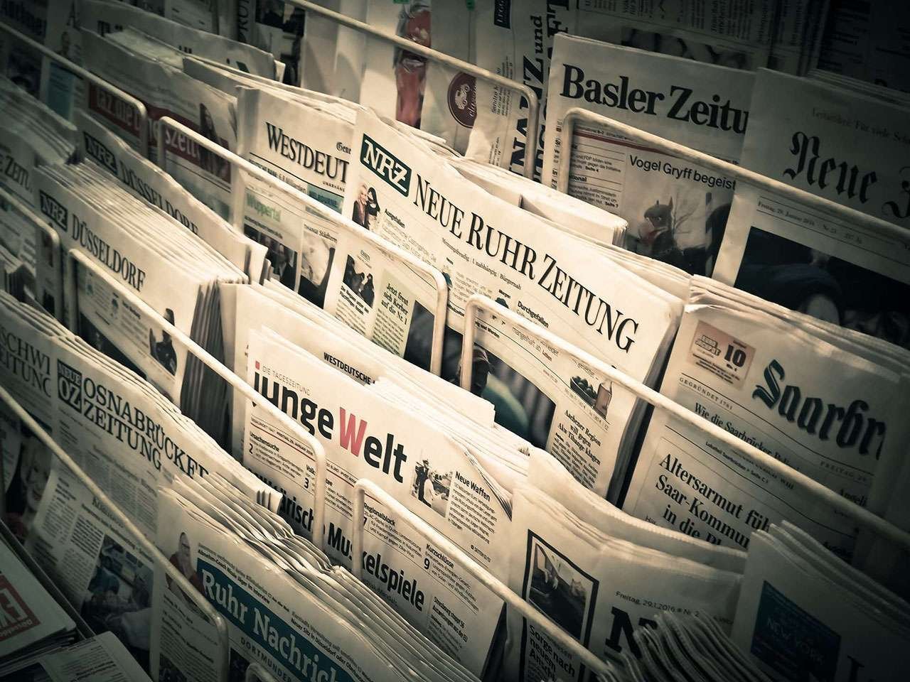 Why local US newspapers are sounding the alarm Why local US newspapers are sounding the alarm